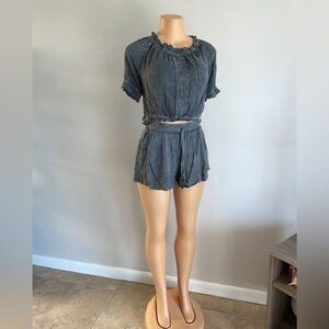NWOT Saltylemon blackish/gray 2 piece set size Medium, Large and Extra large !
